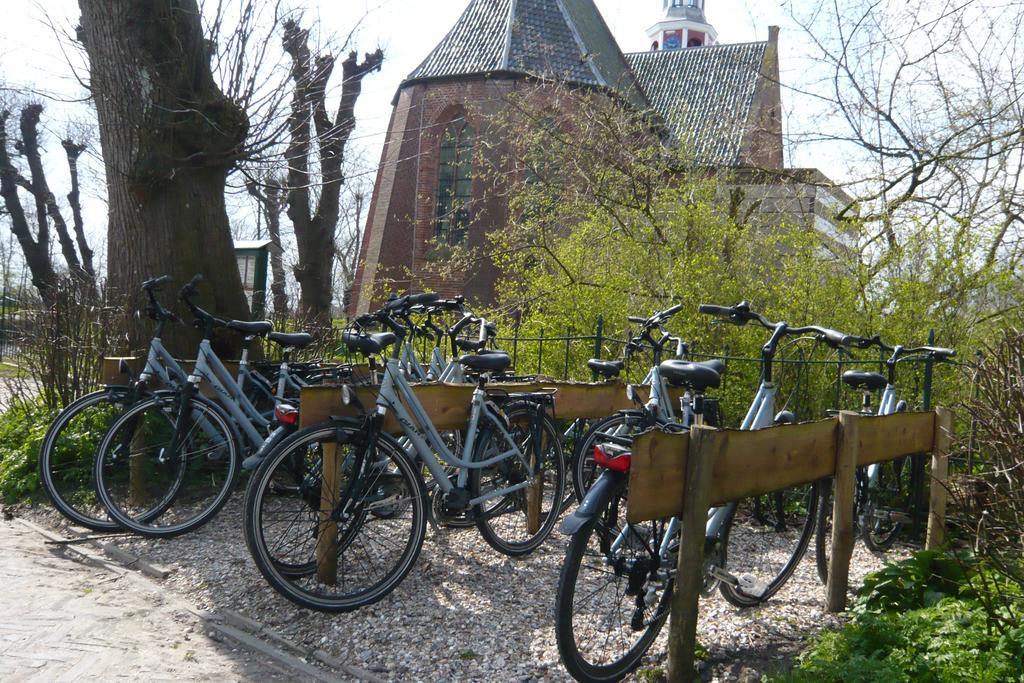 Dorpslogement Pieterburen Esterno foto
