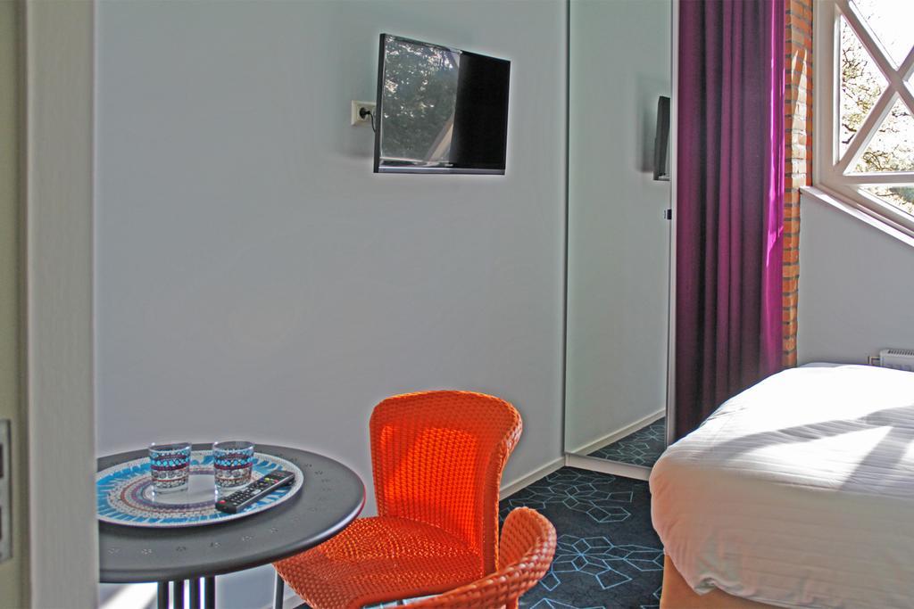 Dorpslogement Pieterburen Camera foto